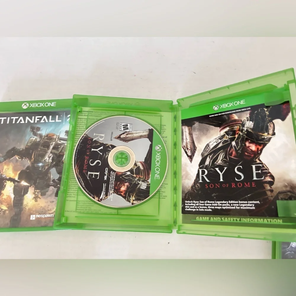 Xbox One Call of Duty Gears of War 4 Titan Fall Rise Son of Rome CD Video Games